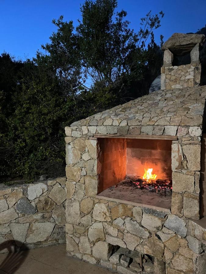 Villa Rocce Rosse คอสตาพาราดีโซ ภายนอก รูปภาพ