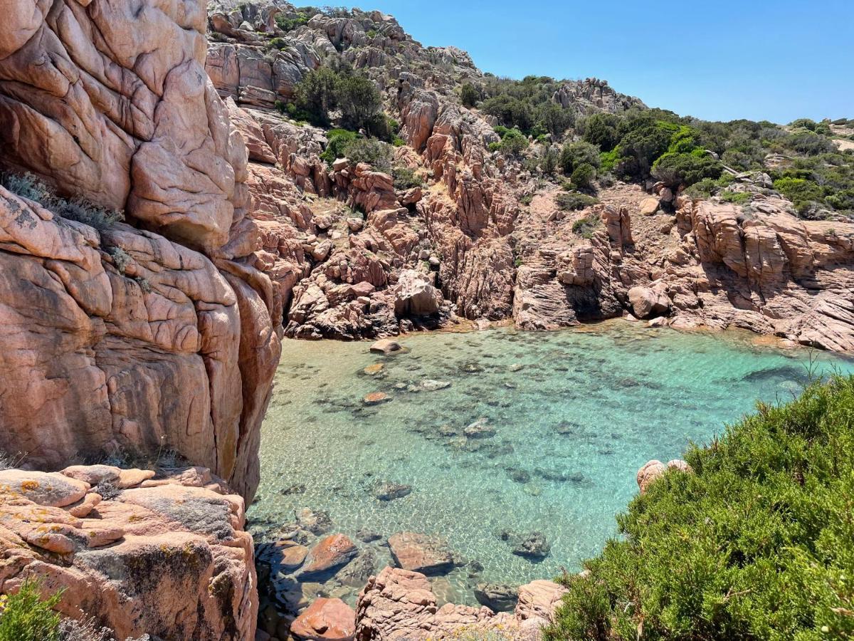 Villa Rocce Rosse คอสตาพาราดีโซ ภายนอก รูปภาพ